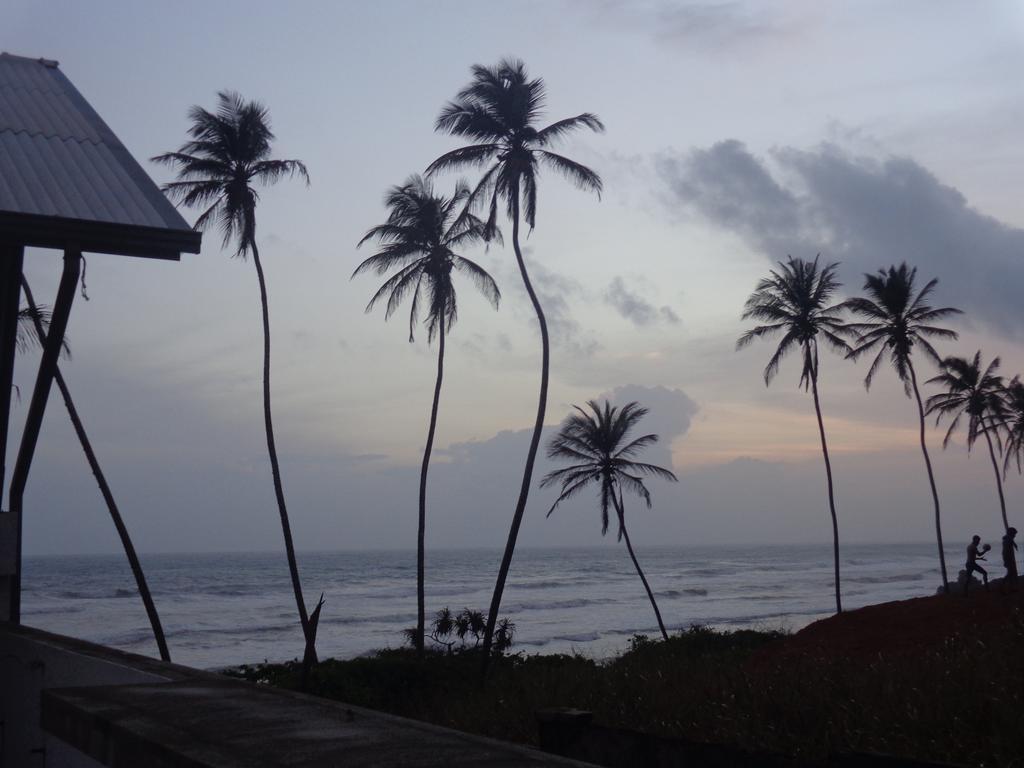 Surf Ocean Villa Ipitagoda エクステリア 写真